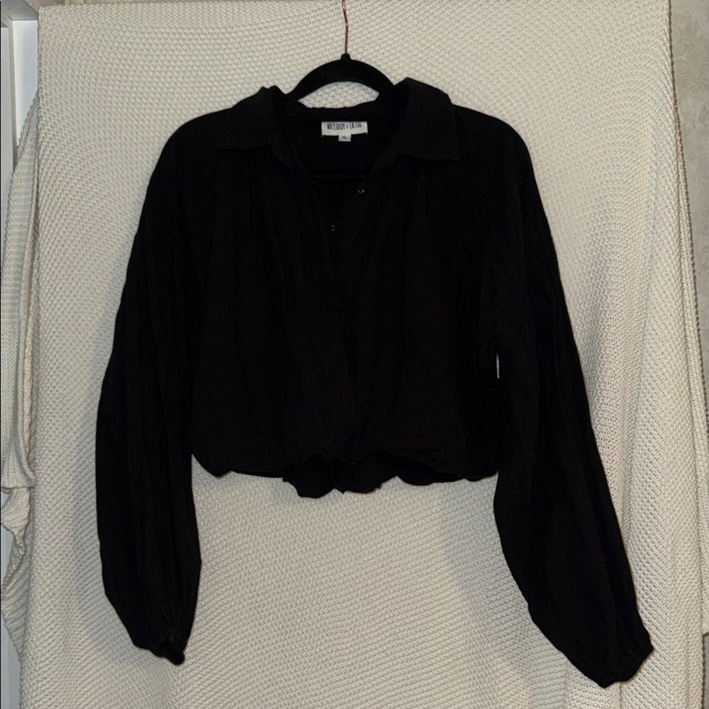 Black Women's ruffled crop top